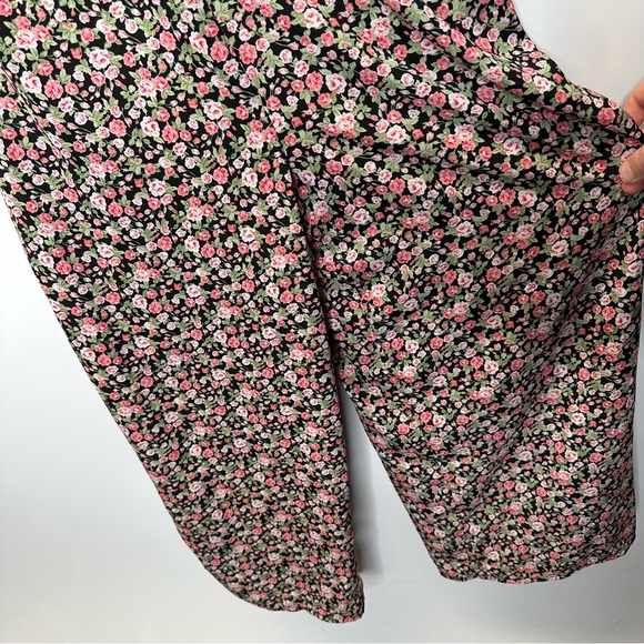 Urban Outfitters Daisy Street Puff Sleeve Floral Jumpsuit - Picture 5 of 16